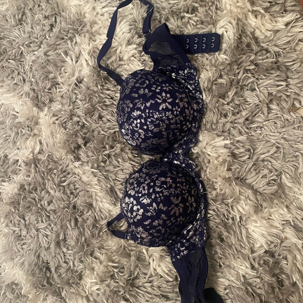 VictorIa secret bra.